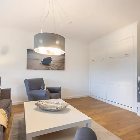 Uaster Reeg I Parterrewohnung